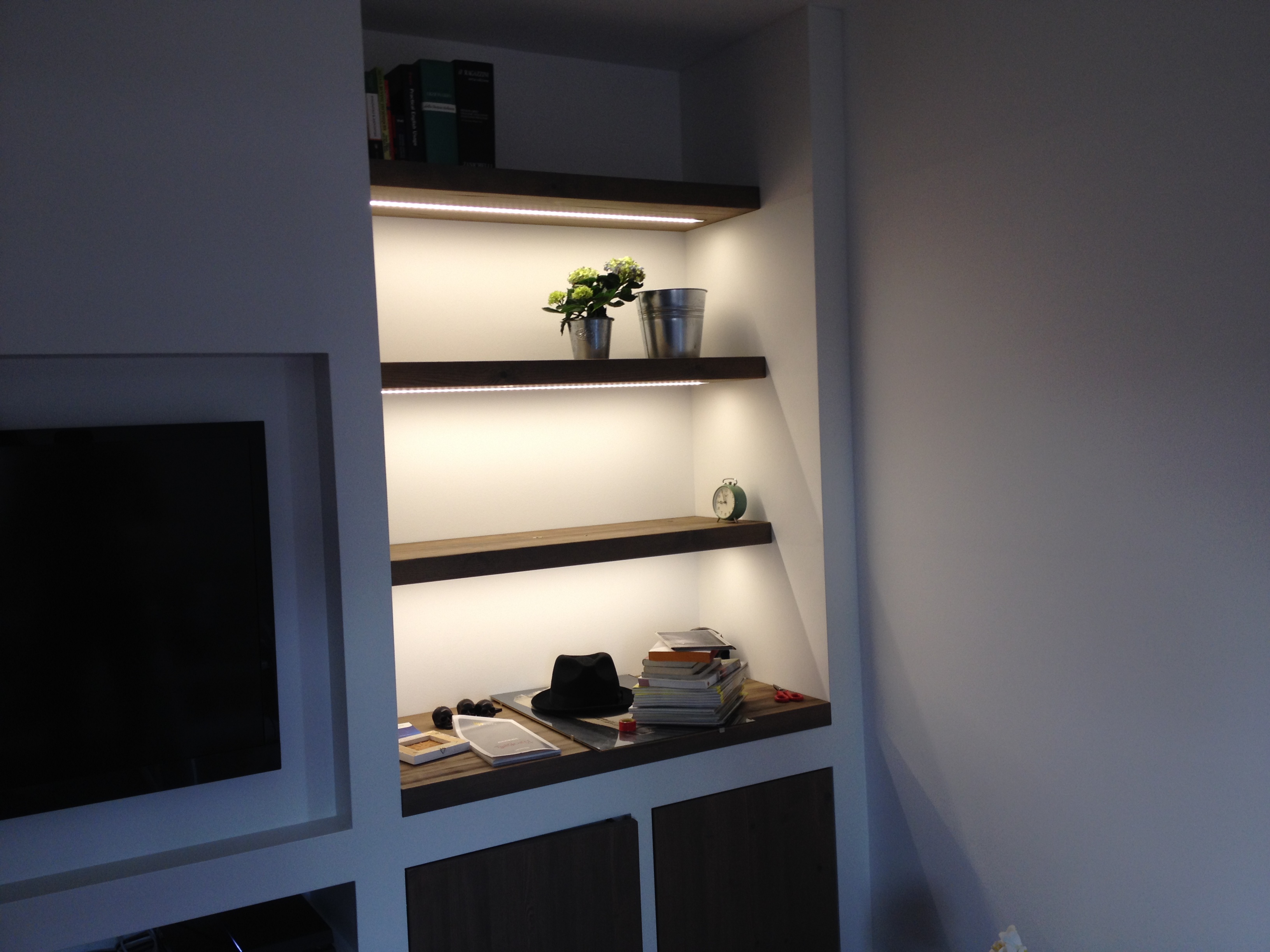 Camera da letto led ~ canlic for . Ispirazioni Lampade Camera